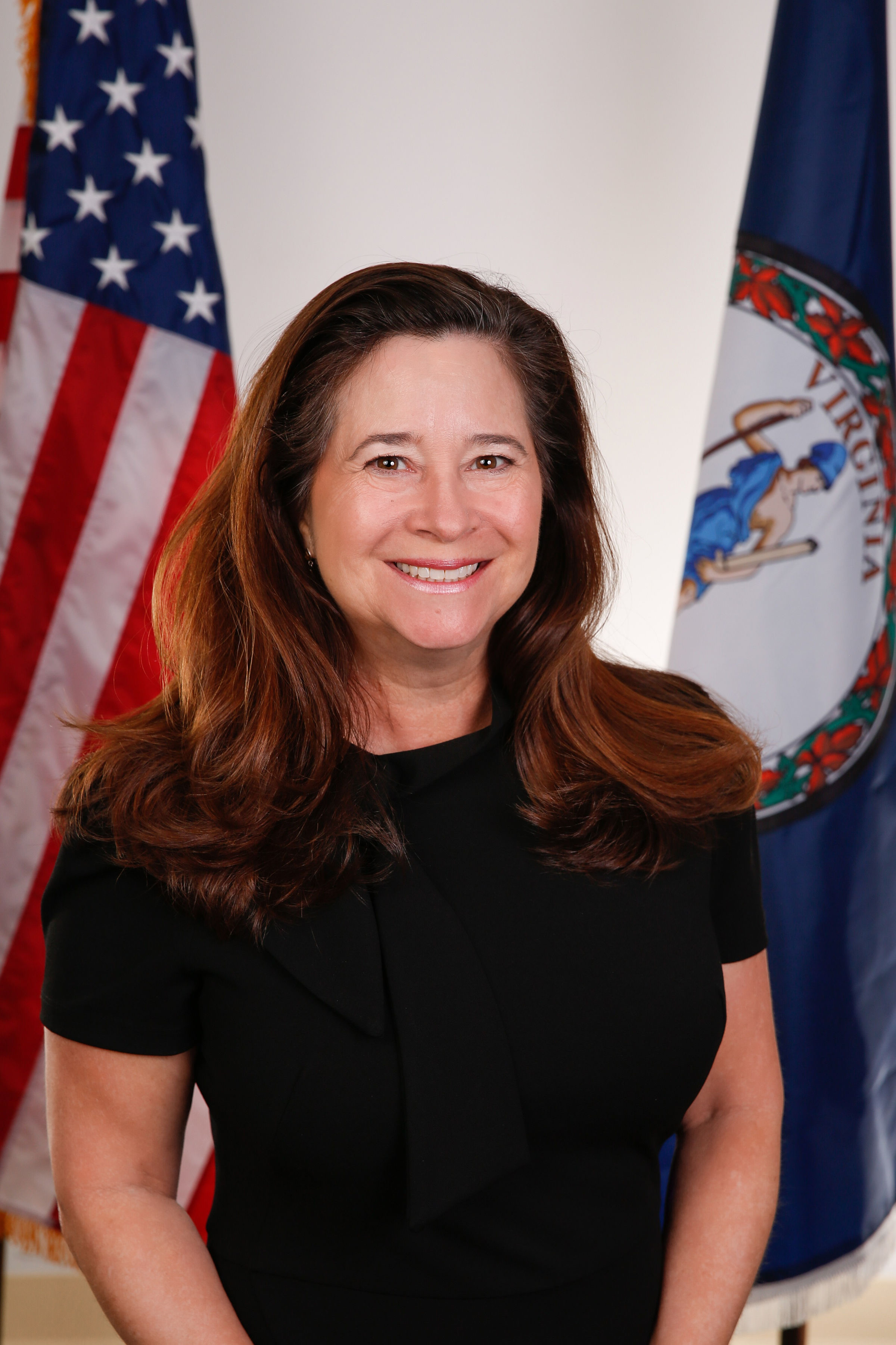 Official portrait of Shelly Simonds